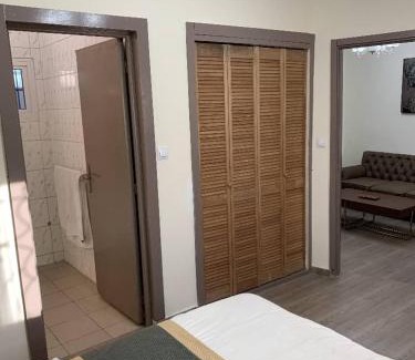 Yaounde Apartment | Établissement Suzanne