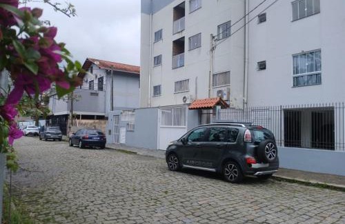 Agua Verde Apartment | Ótima Localização c Suíte ideal p Oktoberfest