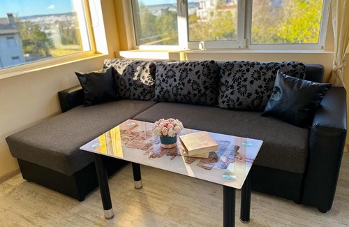 Varna Apartment | Апартамент Joy