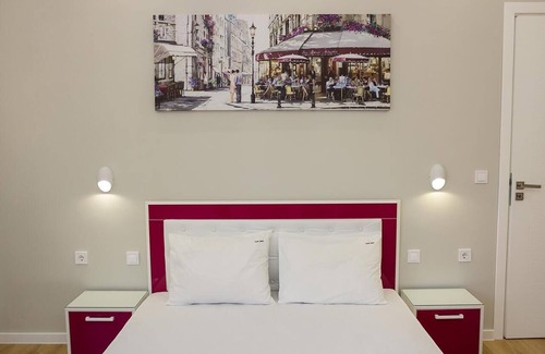 Varna Apartment | Апартамент Pink & Blue - 2BDR with Balcony - Wi-Fi