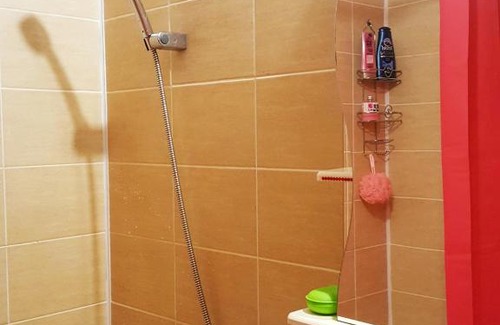 Piskarevka Apartment | Видовая у станции Лесная Lesnaya Кушелевская дорога, д 3 корп 1