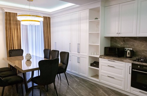 Gratiesti Villa | Вила люкс с басеином,баром и сауной