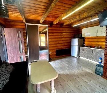 Holosiivskyj Hotel | Гостевой дом Фестивальный