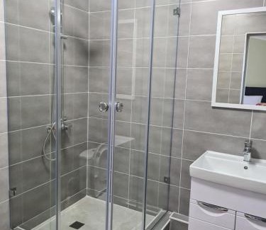 Schuchinsk Hotel | Гостиничный комплекс Адал