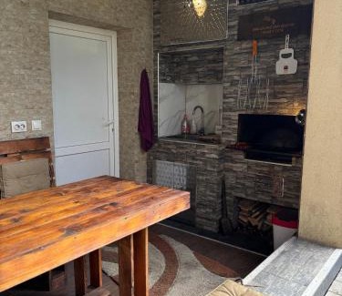 Mizhhirya House | Гія в Баню