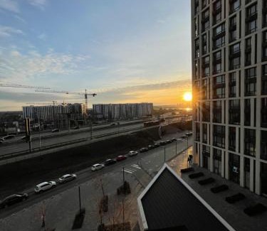 Pozniaky Apartment | ЖК Славутич апарти