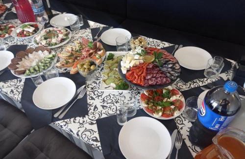 Ternopil Oblast Hotel | Кафе-готель Волинь