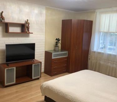 Vyshhorod Apartment | Квартира по вулиці Набережна