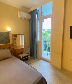 Makhinjauri Apartment | квартира рядом с морем