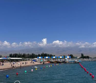 Issyk-Kul Region Apartment | Квартира-студия Радуга Вест Прованс