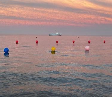 Issyk-Kul Region Apartment | Квартира-студия Радуга Вест Прованс