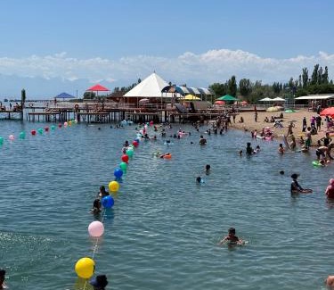 Issyk-Kul Region Apartment | Квартира Raduga West Studio