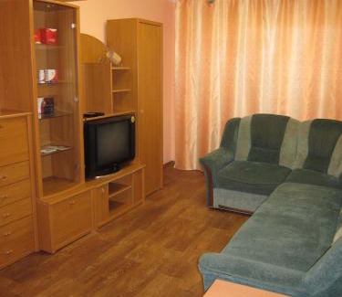 Cherkasy Apartment | Комфортная 2-комнатная Новопречистенская 1, Три раздельных двуспальных места