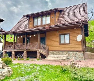 Slavske House | Котедж Два Леви