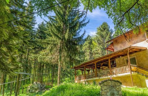 Krushuna House | Крушун - Единствена на метри от водопадите, Krushun - The only stay just meters from the waterfalls
