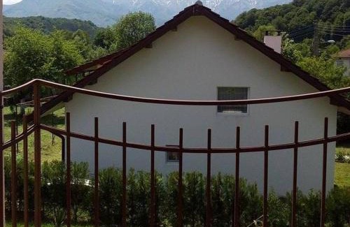 Apriltsi House | Къща за гости "Край Реките"