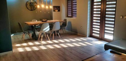 Sapareva Banya Villa | Къща за гости “Приятели“