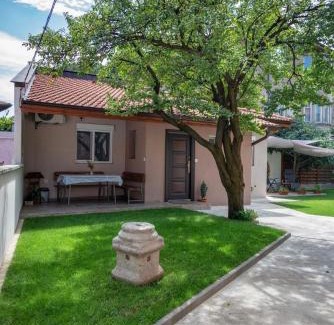 Vranyantsi House | Къща за гости Фолис