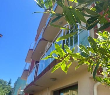 Chernomorets House | Къща за гости STEDY