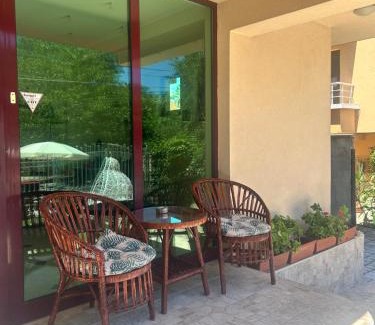 Chernomorets House | Къща за гости STEDY