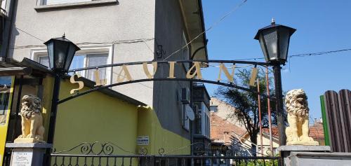 Tryavna House | къща Славяни