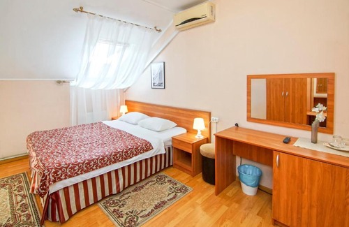 Zapadnyy okrug House | Мини-отель Iris Inn