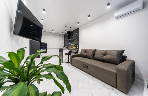 Pozniaky Apartment | Новая квартира с авторским ремонтом в ЖК Seven Днепровская набережная