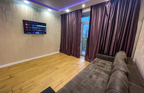 Kremenchuk Apartment | Новобудова в Центрі біля набережної