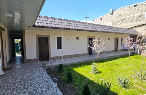 Parakar Hotel | Отель Аэропорта ZVARTNOTS