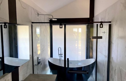 Massongy Villa | Панорамная вилла у леса на Lac Leman