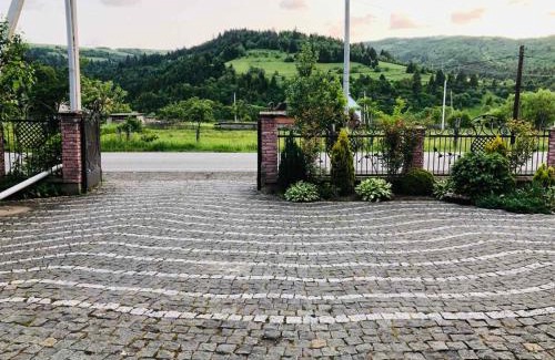 Soymy House | Під лісом