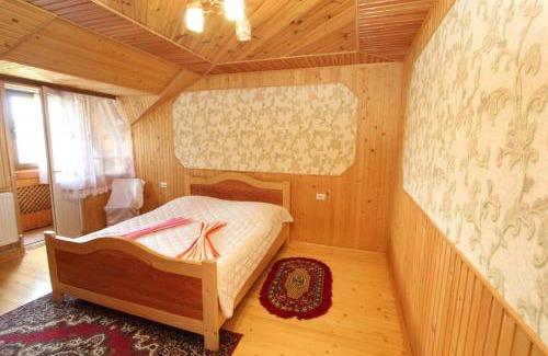 Mykulychyn House | Під Піщиком