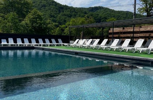 Vyzhnytsya Hotel | Садиба Казка