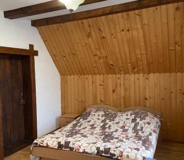 Volovets House | Садиба у Віталія