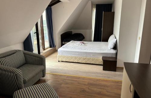 Sinemoretz Hotel | Семеен хотел Катерини