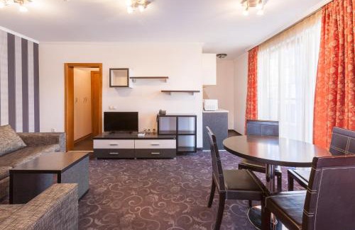 Burgas Hotel | Семеен Хотел Опера