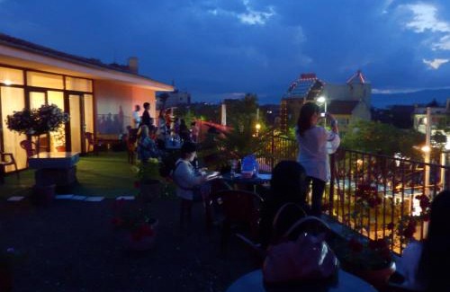 Kazanlak Hotel | Семеен Хотел РОЗА