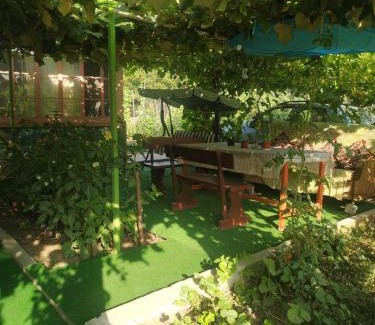 Ezerets House | Стаи за гости Тамара