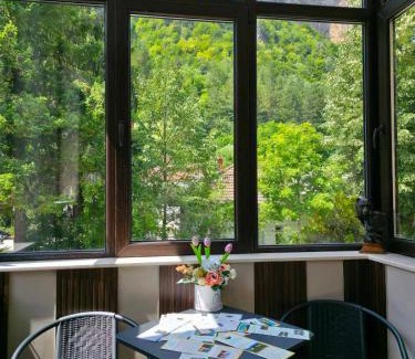 Teteven Hotel | Хотел Ресторант Ваката