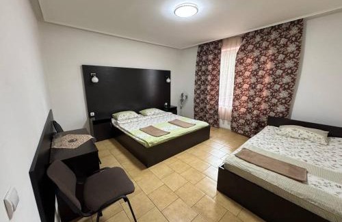 Uzhhorod Hotel | ЧистоСила