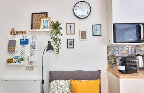 Bila Tserkva Apartment | Яскраві Апартаменти √ Wi-Fi √ Кава √ 2хв п.Олександрія