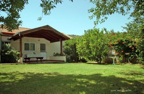 Bruchim Qela' Alon Bed & Breakfast | אירוח מרגלית למטייל בגליל