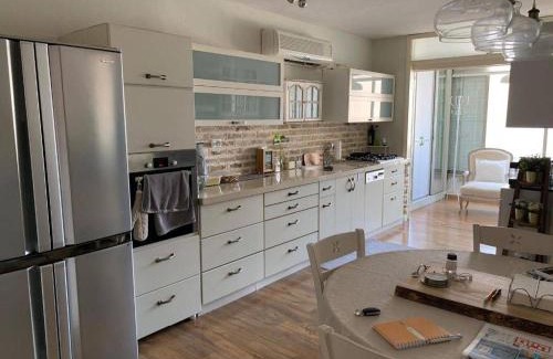 Diamond Exchange District Apartment | דירה מהממת ברמת גן