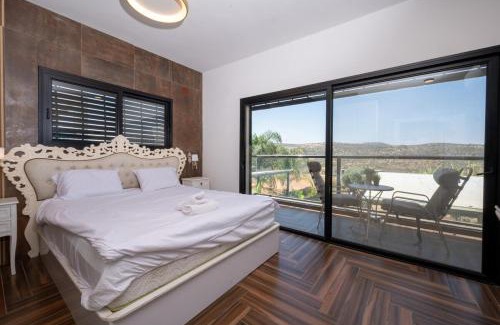 Vered Hagalil Villa | ויקטוריה - ווילה מהממת עם ממ"ד ובריכה פרטית בכלנית