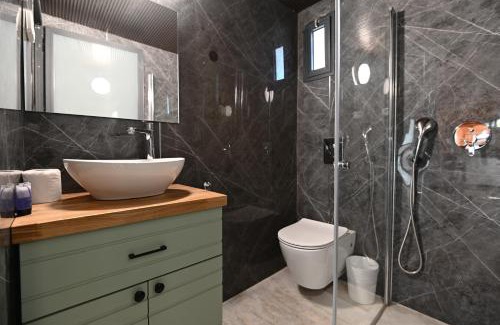 Vered Hagalil Bed & Breakfast | כלנית ריזורט - צימרים כפריים קסומים עם ג'קוזי ובריכה מחוממת ליד הכנרת