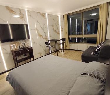 Netanya Apartment | מגדל premium C