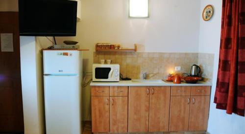 Arbel House | צימר ארבלית - ליד טבריה ו כנרת בגליל ב ארבל