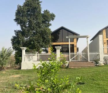 'Asir Ski Chalet | أكواخ مزرعة ريف عبس