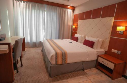Jeddah Hotel | شقق قصر توبال للشقق المخدومة