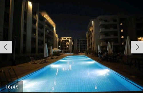 Borg el Arab Apartment | شقه فندقه قريه جراند هيلز